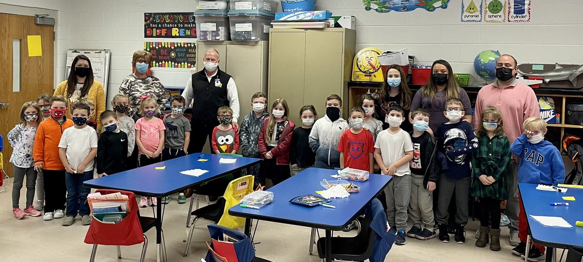 Anna Shepherd (@annawshepherd) on Twitter photo May Valley Elementary hosted Sheriff, John Hunt to serve as Principal for a Day! Collaboration between public education and our elected officials is essential for the continued success of all students. #Principal4ADay <a href="/SchoolsFloyd/">Floyd County Schools</a> <a href="/kevinoquinn1029/">Kevin O'Quinn</a> <a href="/KASAEdLeader/">Kentucky Assn of School Adm.</a> May Valley Elementary hosted Sheriff, John Hunt to serve as Principal for a Day! Collaboration between public education and our elected officials is essential for the continued success of all students. #Principal4ADay <a href="/SchoolsFloyd/">Floyd County Schools</a> <a href="/kevinoquinn1029/">Kevin O'Quinn</a> <a href="/KASAEdLeader/">Kentucky Assn of School Adm.</a>