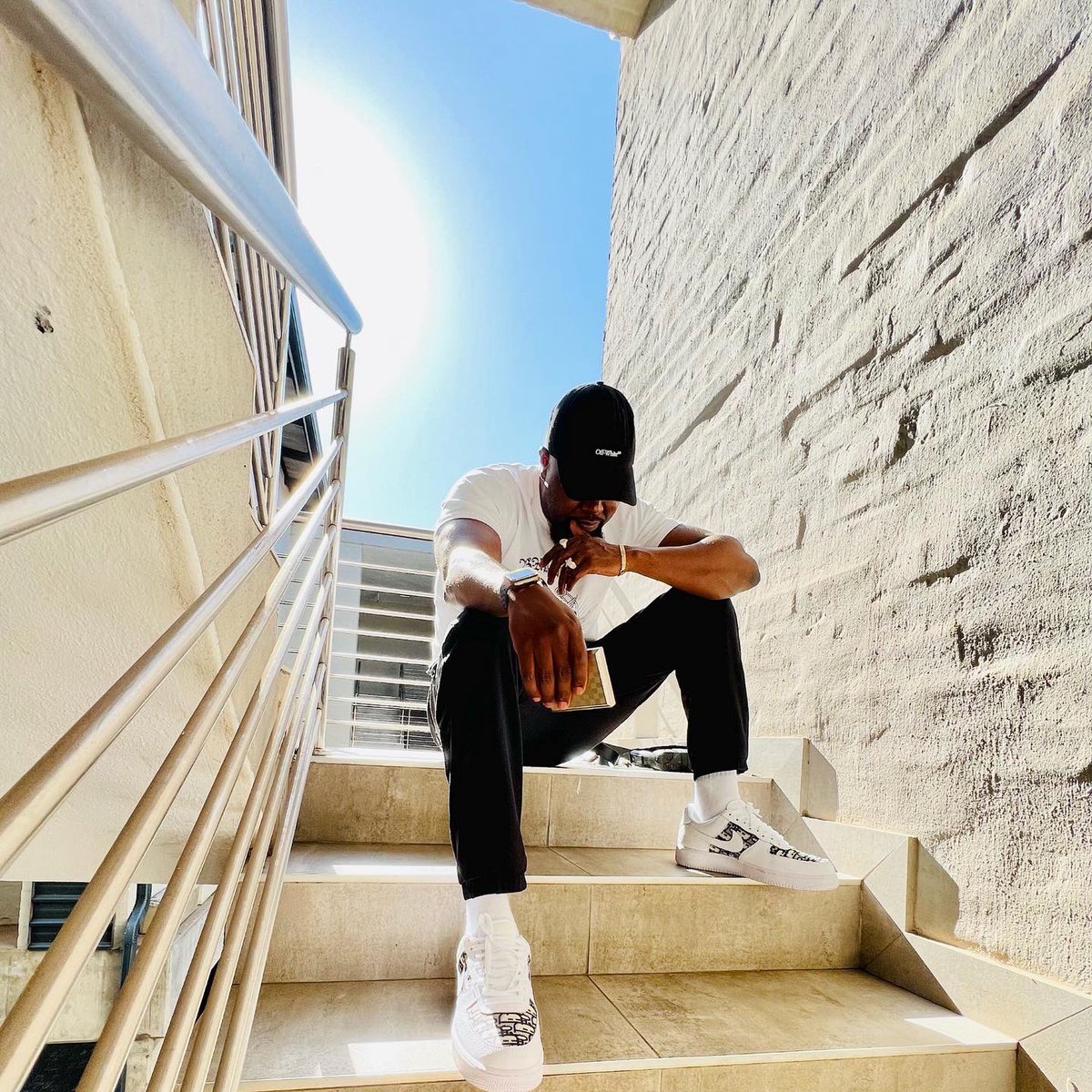 gbangucci's tweet photo. You can regret a lot of things but you’ll never regret being kind. #tuesday #countdown #to #nosend #officialreleaseparty https://t.co/mMj2VBUq1f