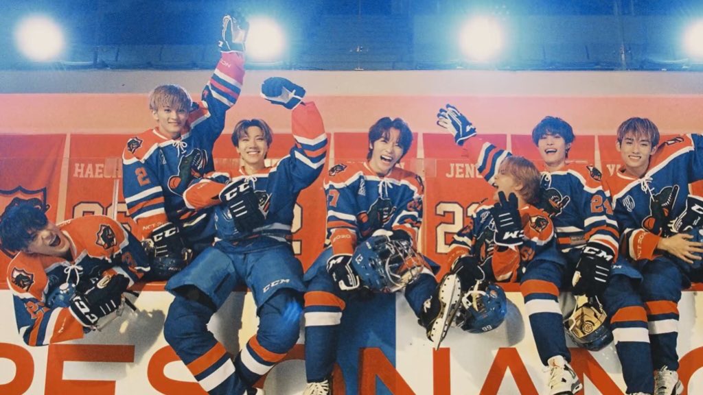 น้อง 90's love หนึ่งขวบแล้ว อยากให้รียูเนี่ยนมาก คิดถึงแก๊งนี้อะ ᅲᅳᅲ ♡