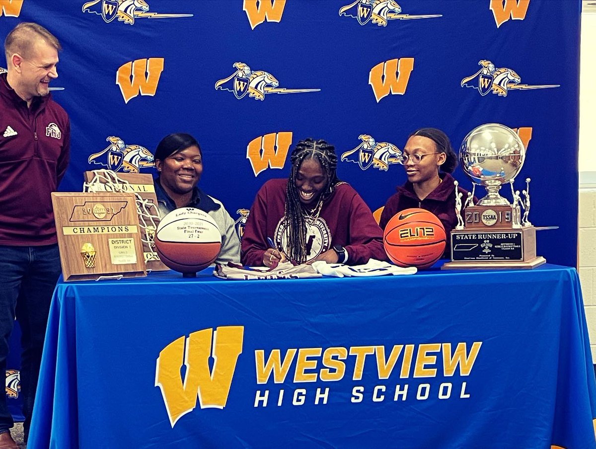 Officially a Lady Lion💛🦁#GoLions