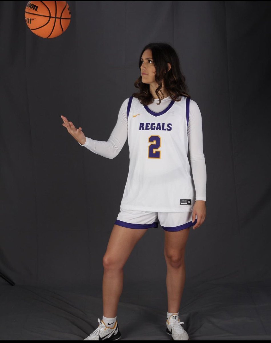 Claudia Terrones tweet media