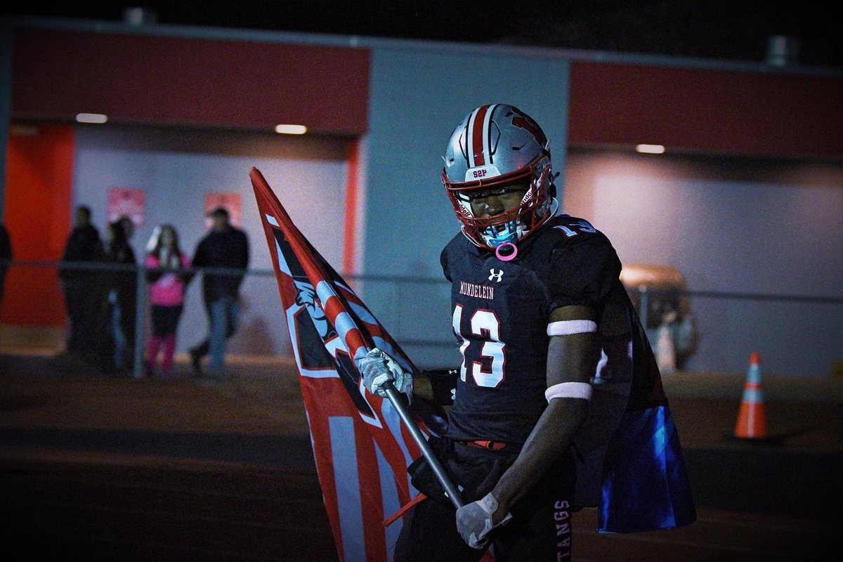 omarimrhinehart's tweet photo. 🌟7A All State ATH🌟
Offense: https://t.co/D0QozB3pXB
Defense: https://t.co/RLqhroKXbj
10 TD’s 780 All purpose yards 64 Tackles 1 INT 4 PBU 1 fumble recovery 
Don’t miss out on a Swiss Army Knife‼️‼️‼️
@MundFootball @EDGYTIM @CoachBigPete @DeepDishFB @dclay1889 @PRZJordan https://t.co/gbgsiaDxad