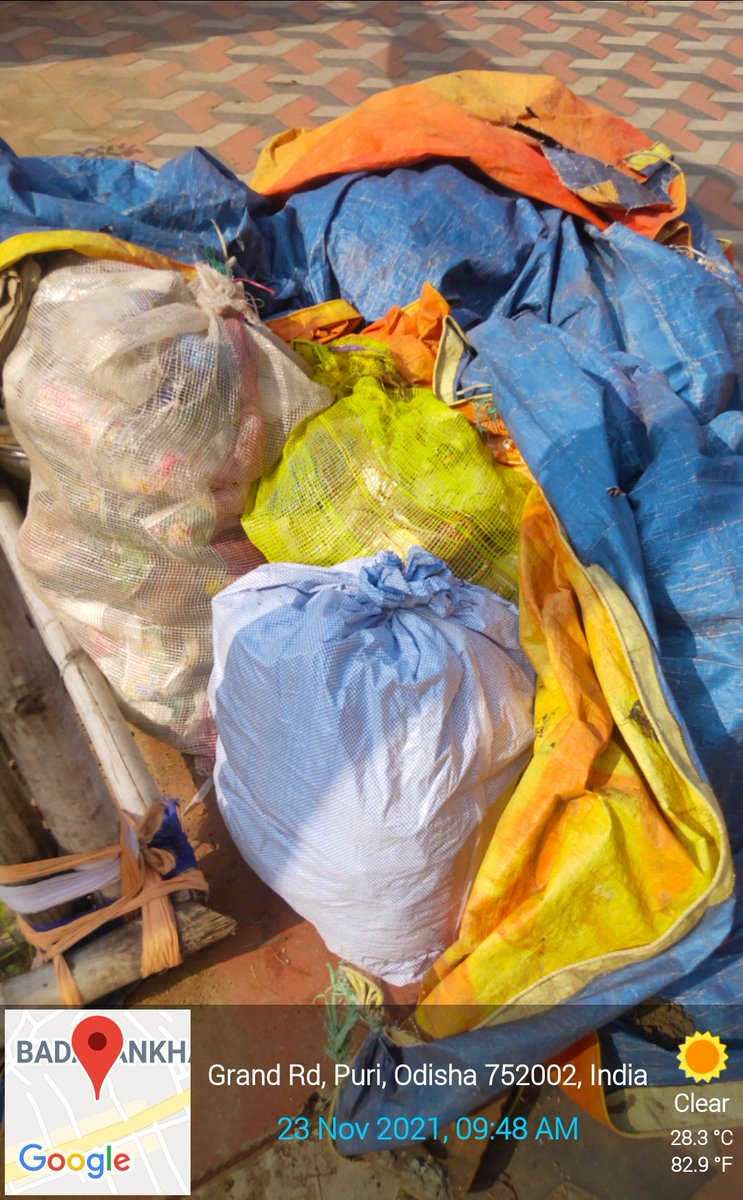 JoinDebasis's tweet image. Garbage lying since more than 24hrs of mrg programme but still didn&apos;t lifted. Gave repeated calls to 5 to 6 no. of staffs and #WhatsApp messages to authority @Puriulbeo and #Grievance no. but still no result, the area is stinking now.
Cc: @Puri_Official @samarth_verma @CMO_Odisha