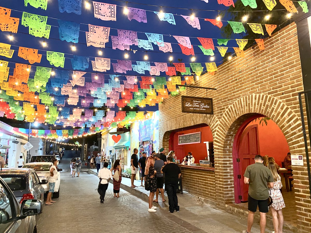 These tips for planning a safe family vacation in Los Cabos will put your mind at ease. Pack your bags, baby! #mexicotravel #loscabos bit.ly/3FJnT7p