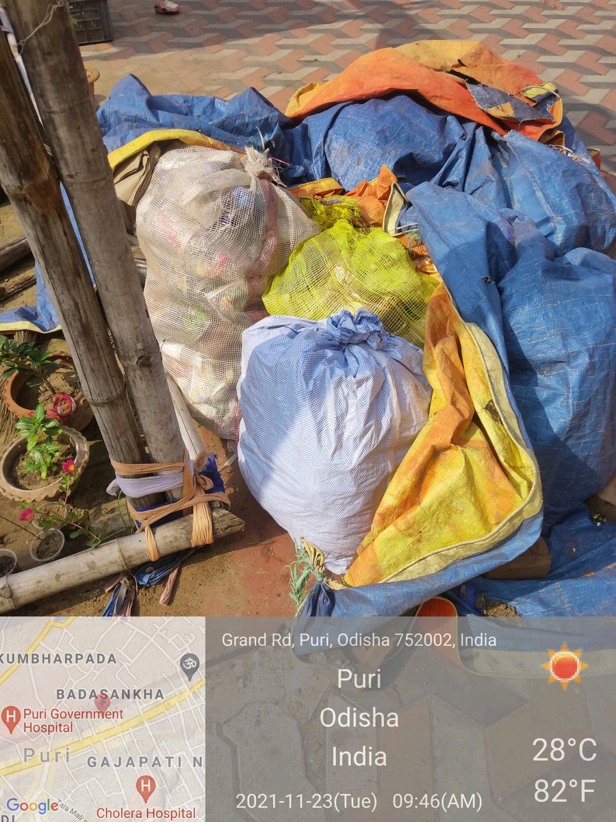 JoinDebasis's tweet image. Garbage lying since more than 24hrs of mrg programme but still didn&apos;t lifted. Gave repeated calls to 5 to 6 no. of staffs and #WhatsApp messages to authority @Puriulbeo and #Grievance no. but still no result, the area is stinking now.
Cc: @Puri_Official @samarth_verma @CMO_Odisha