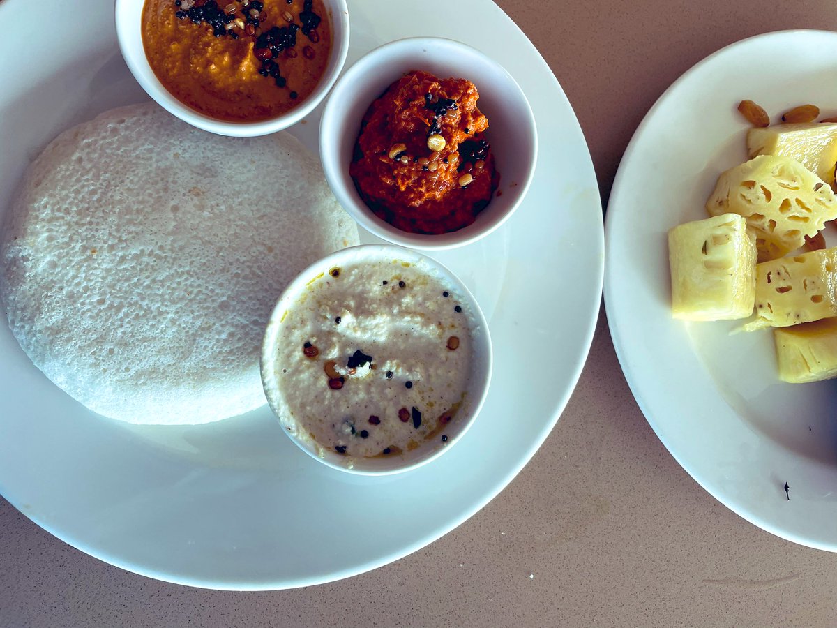 Chevane's tweet photo. Tried this pillowy soft #Thatte #Idli at The Square, Novotel Varun Beach, Vizag. Once you have this idli, you will not go back to the ordinary idli! While I was just waking up in my sleep T & Tracks, there walked in a wedding party bedecked in Kanjeevaram & gold!🤩✨ @Accor @All https://t.co/PHeRIcOFVG
