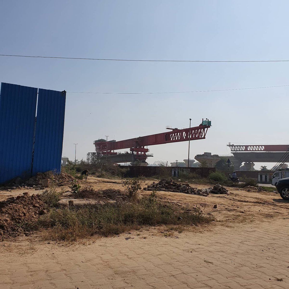 PrakharSahay's tweet image. 1st span work at 5th elevated section of #DwarkaExpressway Pkg 2 has been completed last week, now launchers will move ahead. #JKumarInfraProjects is doing good work however evelated work in Pkg 3 &amp;amp; 4 are extremely slow by @larsentoubro #LarsenToubro

CC: @PMOIndia @nitin_gadkari