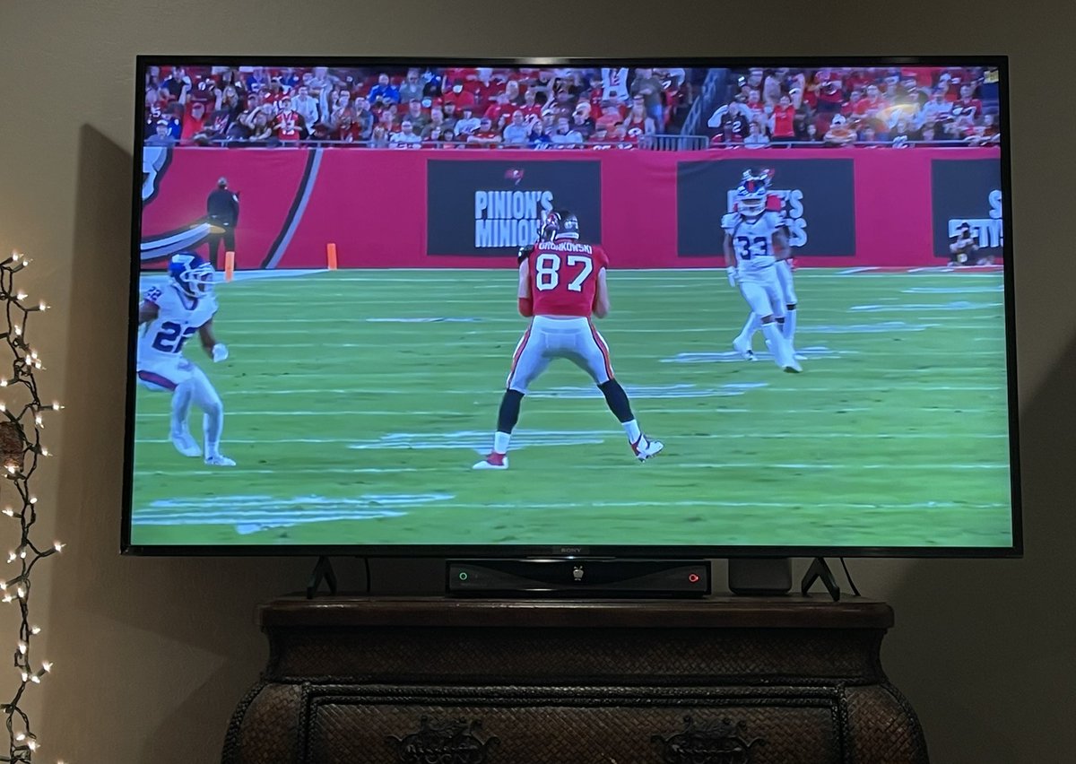 lolagucci33's tweet photo. @CarmieV Yes he is!!! Game ball to @RobGronkowski 🔥🔥#Gronkisback @RobGronkowski @Buccaneers https://t.co/R2Az0fwSru