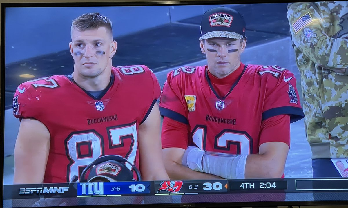 lolagucci33's tweet photo. @CarmieV Yes he is!!! Game ball to @RobGronkowski 🔥🔥#Gronkisback @RobGronkowski @Buccaneers https://t.co/R2Az0fwSru