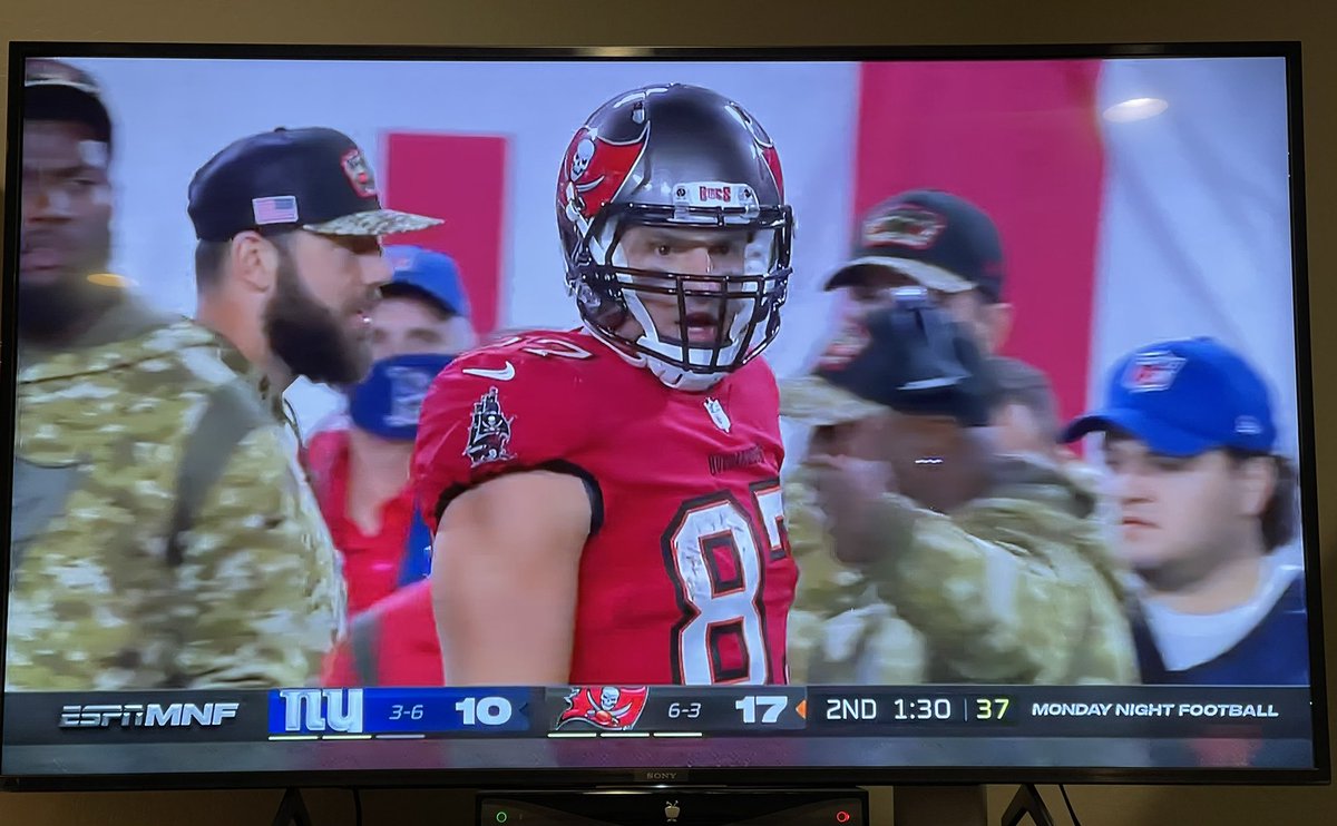 lolagucci33's tweet photo. @CarmieV Yes he is!!! Game ball to @RobGronkowski 🔥🔥#Gronkisback @RobGronkowski @Buccaneers https://t.co/R2Az0fwSru