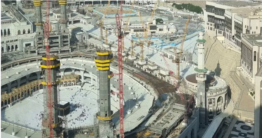 Nawaiwaqt_'s tweet image. مسجد الحرام کے چھ نئے میناروں کی تیاری کا کام آخری مراحل میں داخل
nawaiwaqt.com.pk/23-Nov-2021/14…
#Haram #Mosque #Minarets  
#Construction #Final #Stages @KSAmofaEN @Saudi_Gazette @saudiarabia