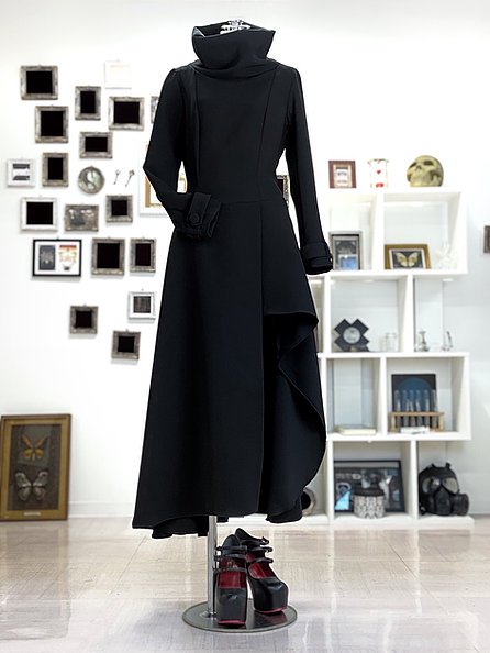 Na+H エヌエープラスエイチ hmアシンメトリー ロングワンピース-