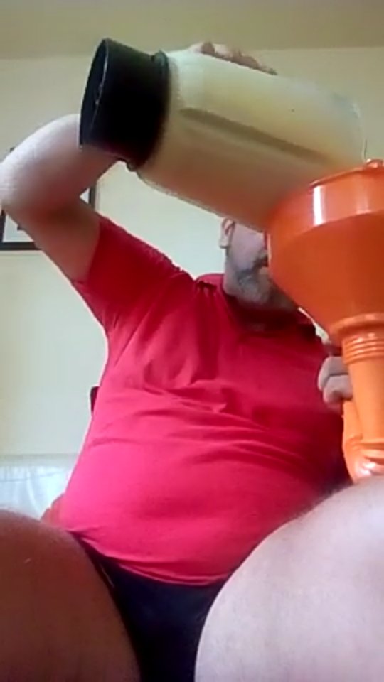 gainerbear's tweet photo. A little snack after work before I go to bed ...๐
https://t.co/6FvC12sz6d
#gainerfat #stuffet #playbelly #bellygay
#gainerbelly #grommr
#fatgrow #fatgay #fatbelly https://t.co/amAj7Urji5
