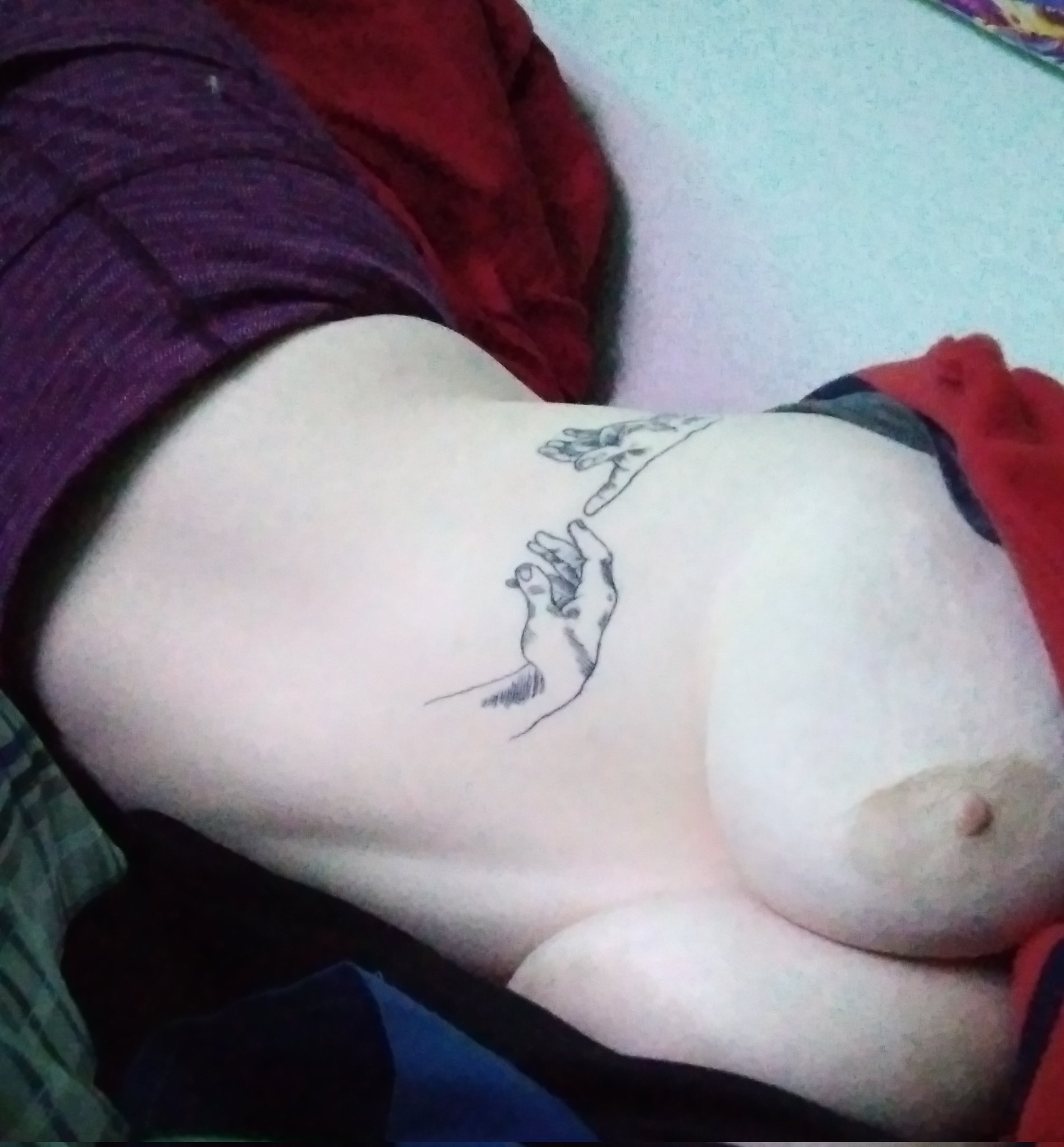 1 pic. New pinned and links reminder :p PH-https://t.co/s6foxnrt7P 0F-https://t.co/UQesv9PXCO Fansly-https://t.co/3a0re8MxLU https://t.co/b3GIIG7HYe