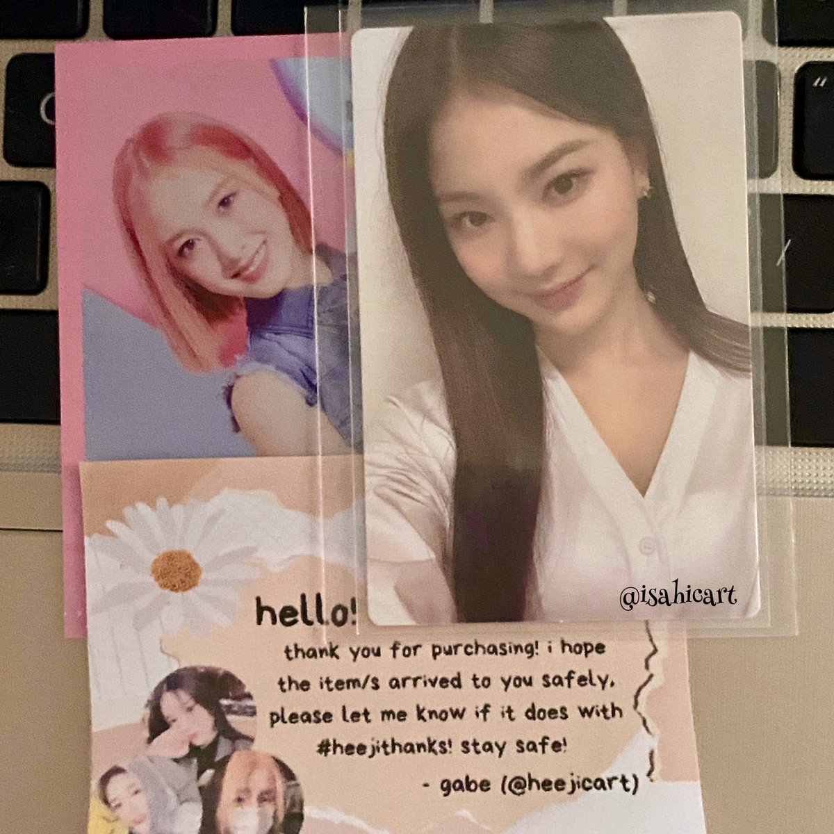 isahicart's tweet photo. 💌 [ 11. 23. 2021 ]
— isa perfume pc finally came home thanks to @heejicart, vv safe packaging!! 
. . ✦ #heejithanks https://t.co/plsQDimep2
