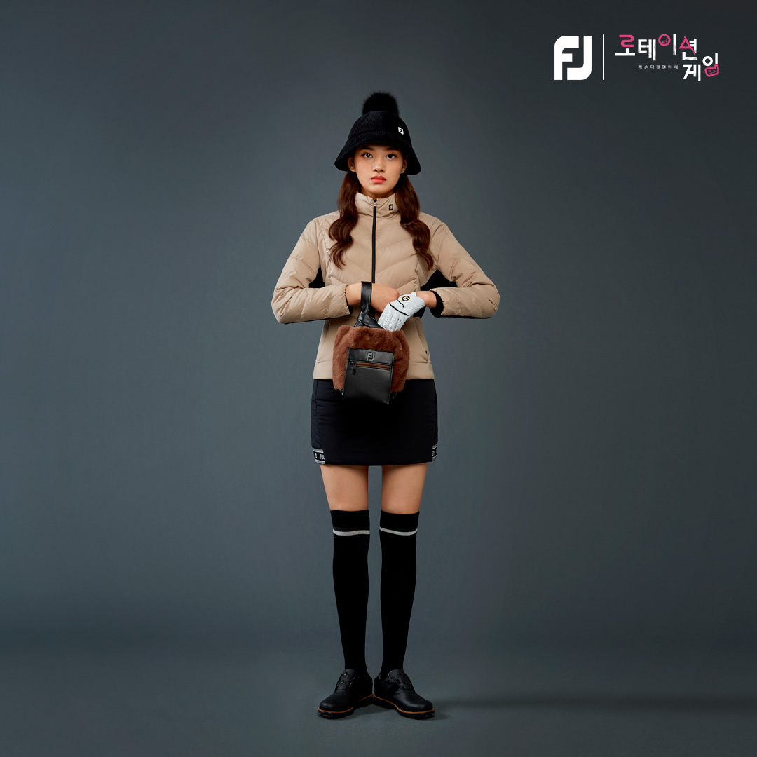 [로테이션 게임 속 착장] [안근영 프로 착장] - 상의 : 스윙 다운 자켓(82402) - 하의 : 기모 본딩 스커트(88550) - 모자 : 폼폼 햇(FIJWA8879-0) [김민철 프로...