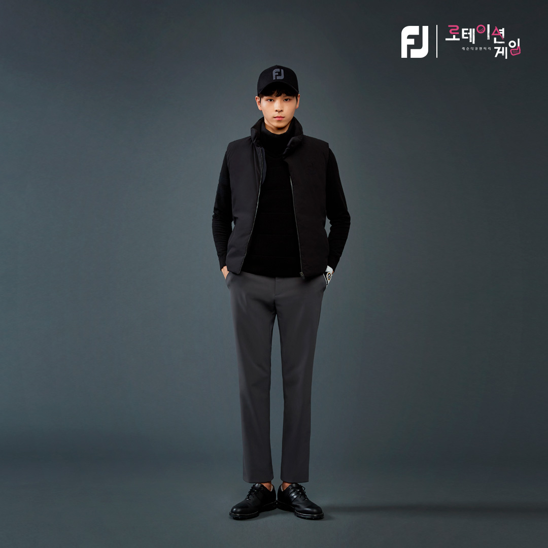 [로테이션 게임 속 착장] [안근영 프로 착장] - 상의 : 스윙 다운 자켓(82402) - 하의 : 기모 본딩 스커트(88550) - 모자 : 폼폼 햇(FIJWA8879-0) [김민철 프로...