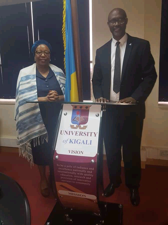 The VC of #UoK appreciates the  Ambassador of Zimbabwe's visit to pave ways for partnership between UoK and Universities from Zimbabwe. May God bless her.
uok.ac.rw