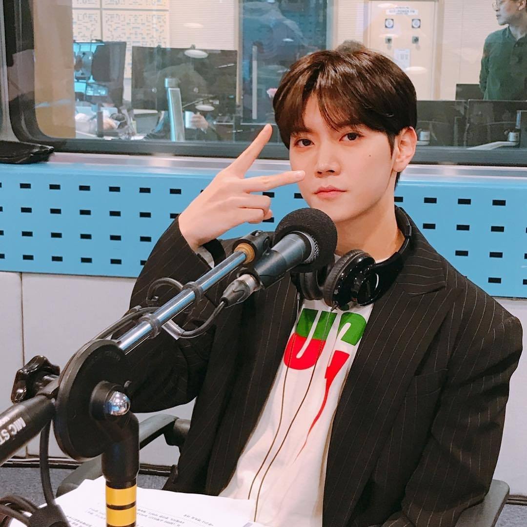NUESTILOTWT's tweet photo. Antes de irme a la camita, muestro mi fiel participación en the #𝐛𝐎𝐬𝐬𝐞𝐬_𝐒𝐭𝐫𝐞𝐚𝐦𝐏𝐚𝐫𝐭𝐲 para apoyar a my beloved Zehn ⭐️ dueño de todas mis quincenas y claro queme declaro el presidente del #Team_bl𝐎ss𝐎m y pelearé por mantener firme mi puesto!

#GUNTIE—𝑙𝑖𝑠𝑡! ♡ https://t.co/h5AlaMTS5N