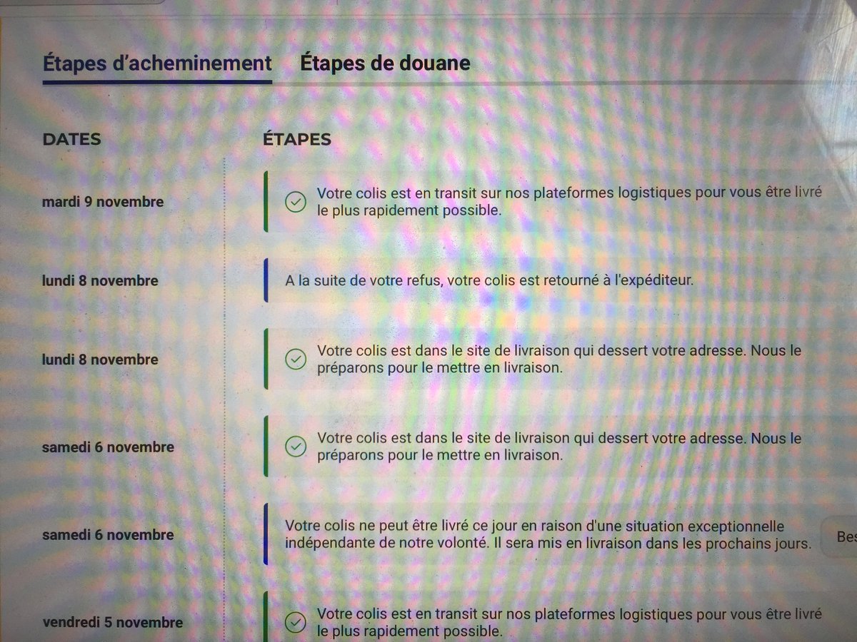 // LA POSTE //
Nous aurions aimé travailler, préparer et livrer vos cadeaux de Noël mais <a href="/lisalaposte/">La Poste</a> en a décidé autrement.
Des composants en attente sur la plateforme de Montreuil depuis 15j le service client contacté 4 fois dit ne pouvoir rien faire.
ON VEUT POUVOIR TRAVAILLER