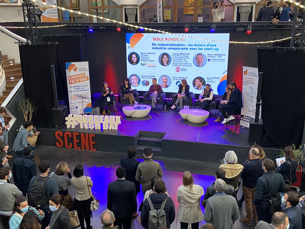 Bdx_Technowest's tweet photo. đ #TABLERONDE2 du #BordeauxTechDay : "RĂ©-industrialisation : les leviers d'une industrie conquĂ©rante avec les start-up". đŠŸ
Avec @Bpifrance, @AndreaBrouille de la Région @NvelleAquitaine, @CarbonWaters, 3ditex, @NimblBot et @GazelleTech (1/3) https://t.co/E7udS50L32