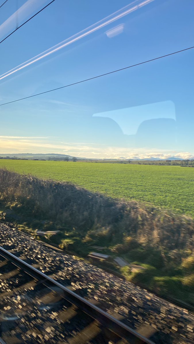The train… thank god for Apple noise cancelling airpod pros. More clucking than a battery farm at breakfast time.