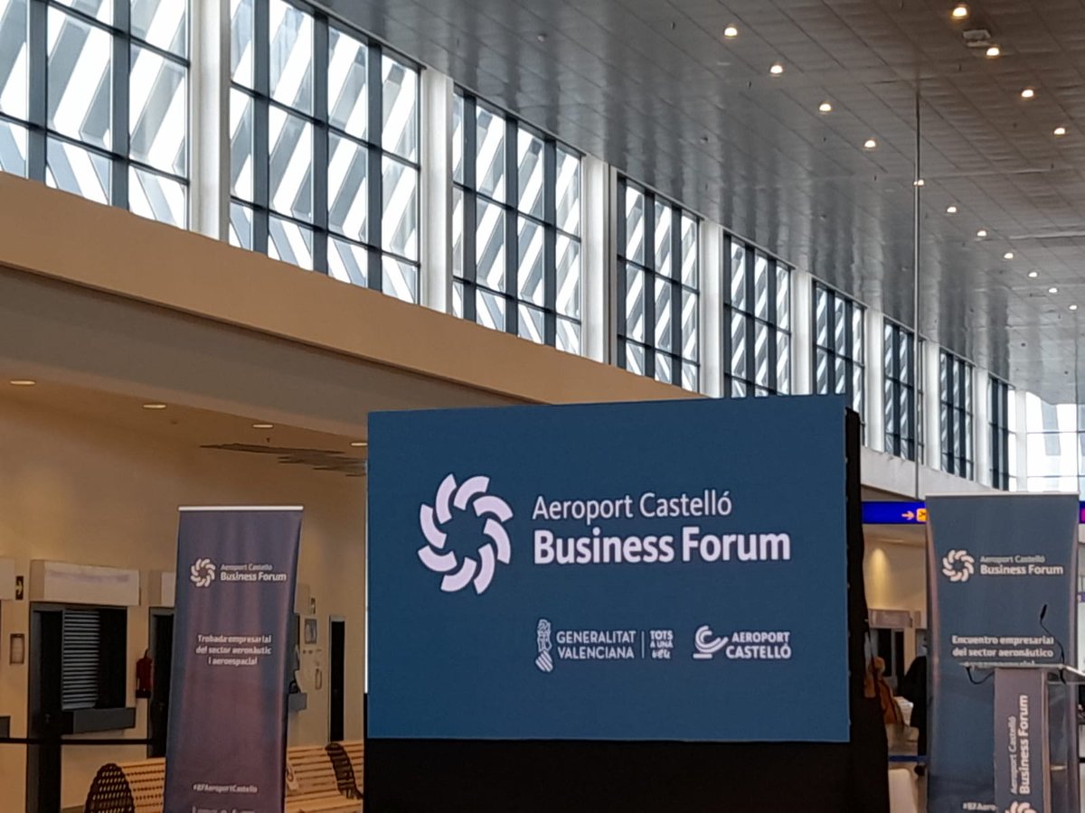 nutai_com's tweet photo. ✈️🚗Desde Nutai estamos presentes en el #BusinessForum organizado por el @CDTairport.

Con la participación de grandes empresas del sector, discutiremos, entre otras cosas, que puede ofrecer la automoción al sector aeronáutico. https://t.co/HHMuwwgpgL