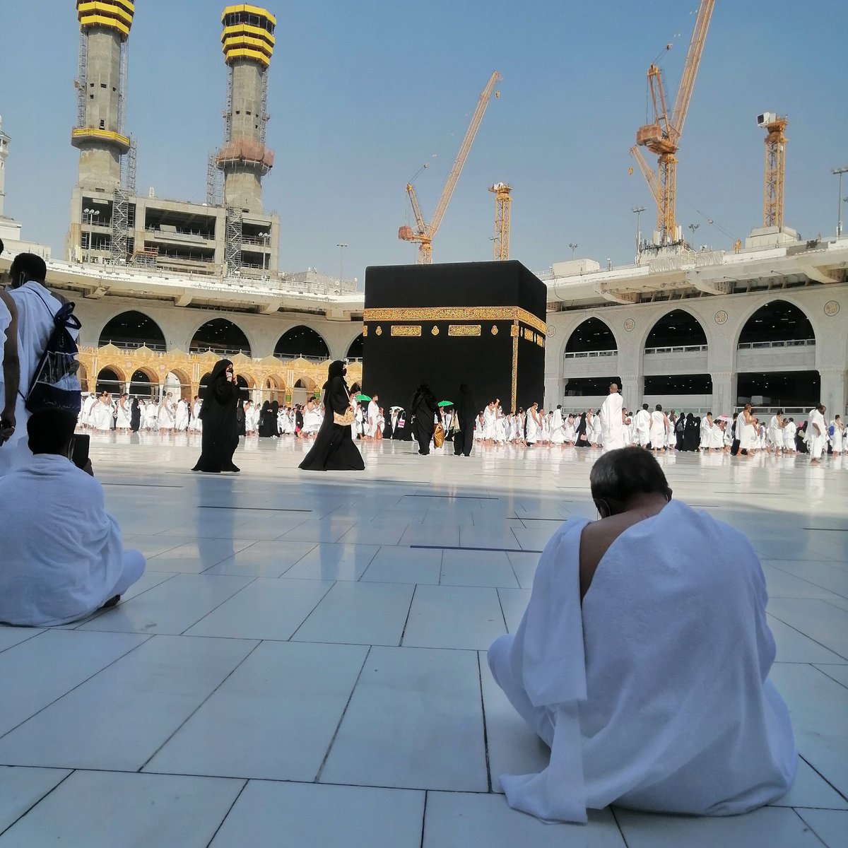 EElzzen's tweet photo. #صورة_ملف_شخصي_جديدة https://t.co/pilJWwClso