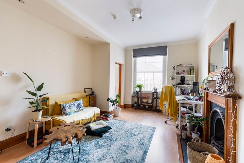 Alexander May tweet media