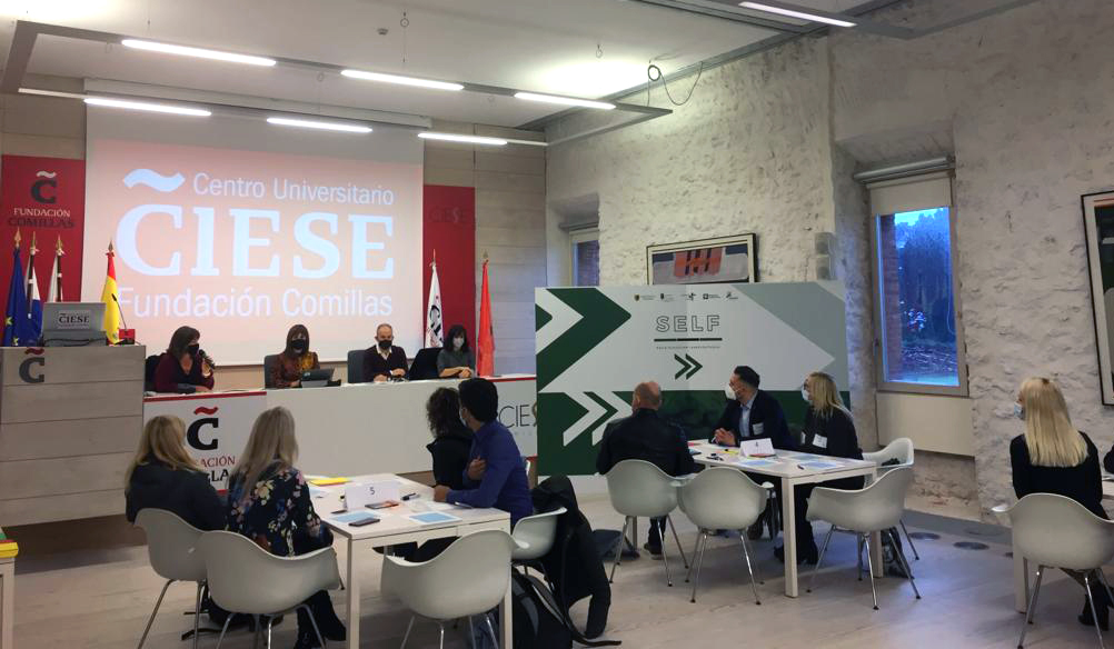ACELCantabria's tweet photo. Estamos en el #SELF_Project, esta vez en @CIESEComillas, con varios países europeos y con nuestra agrupación formando parte del grupo de #Cantabria para representar a las #cooperativas y #sociedadeslaborales de nuestra región.

https://t.co/JATVDzpHwE https://t.co/uO6ECAyH4X