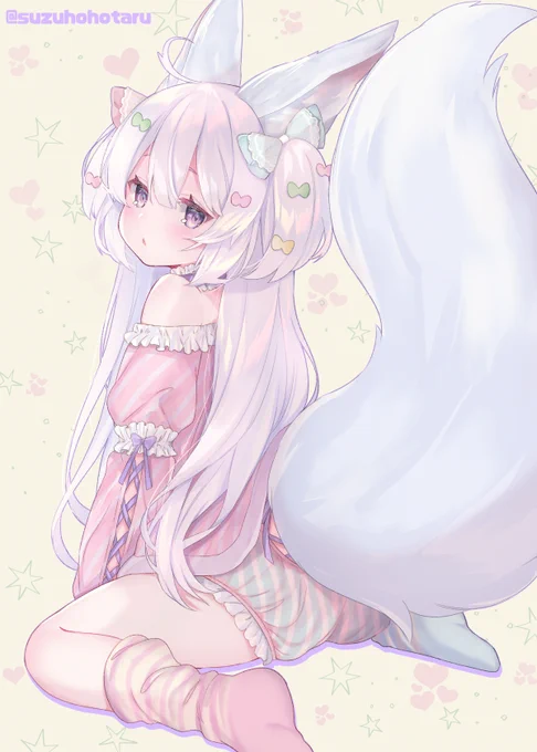もふもふ白狐ちゃん🦊
 #いいツーサイドアップの日 