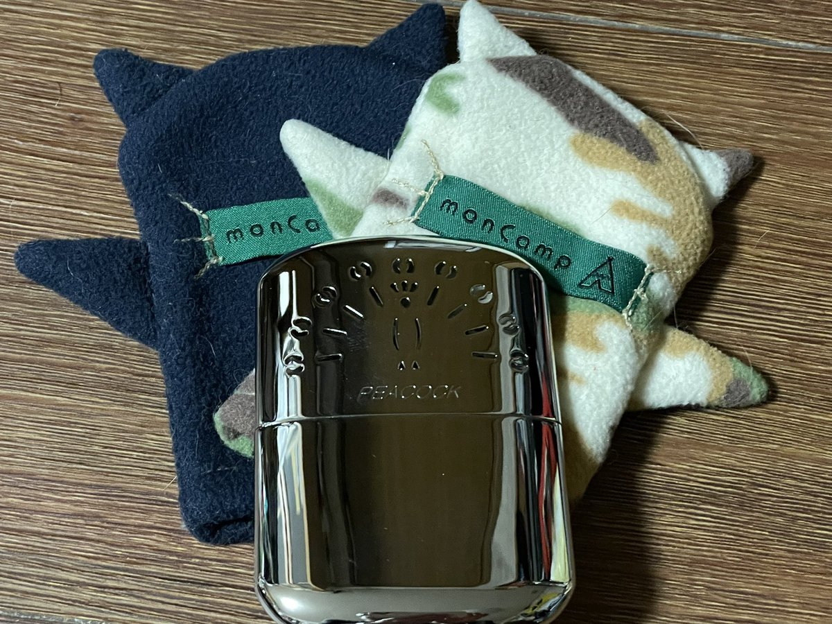 Snake712's tweet photo. 今年もよろしく。
#ハクキンカイロ 
#moncamp https://t.co/eWKjElz9gz