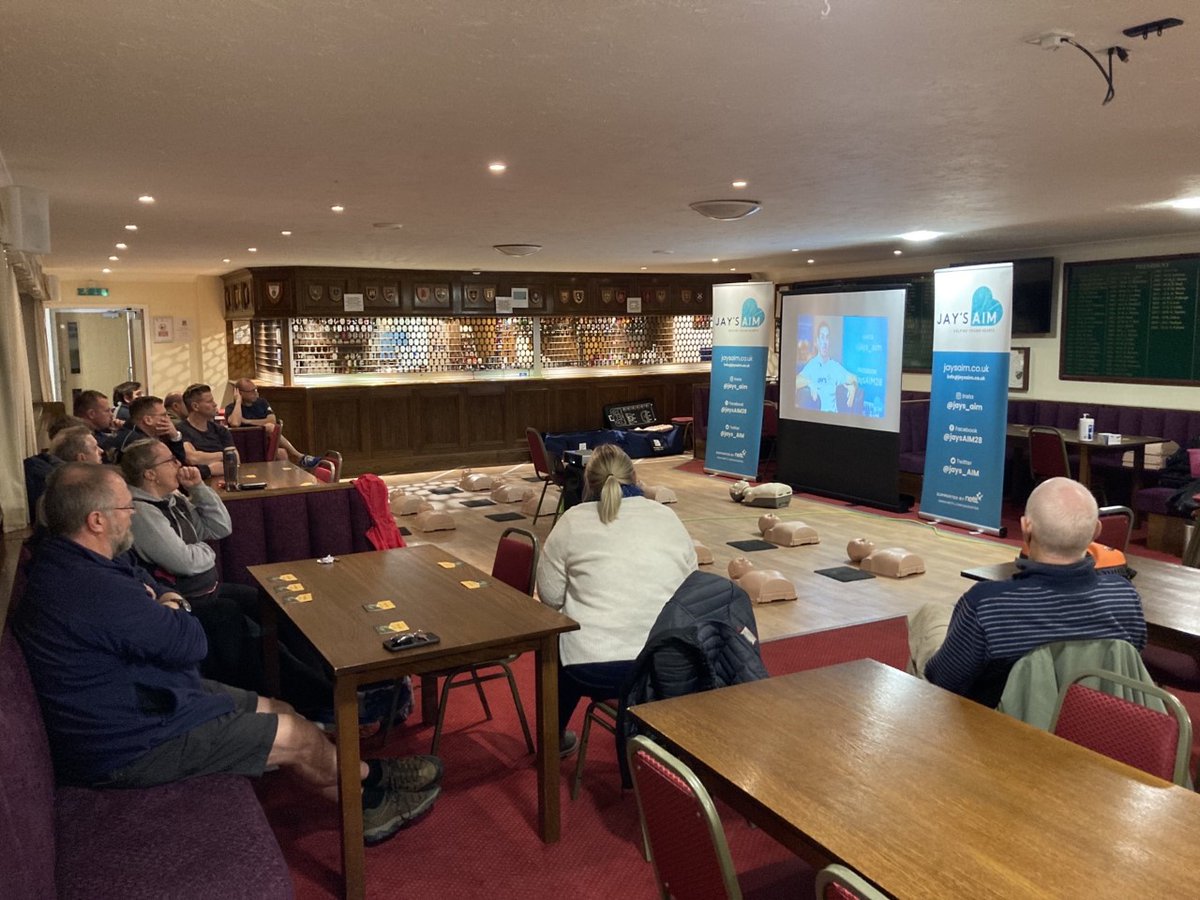 Thank you <a href="/Jays_AIM/">Jay's AIM</a> for the vital and exceptional session you held with us #jaysaim #cpr #aed #rugby #bidefordrfc #bideford

bidefordrugby.co.uk/2021/11/23/jay…