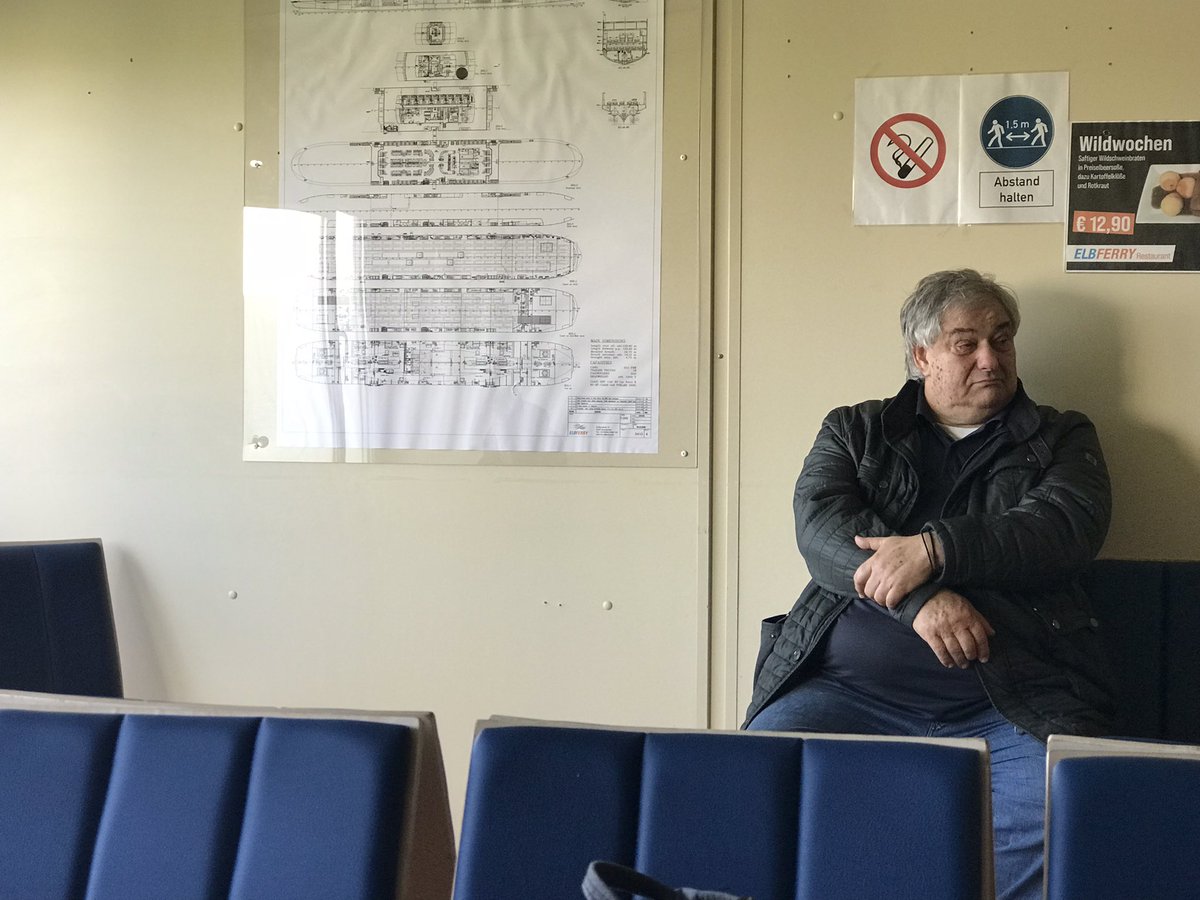 jayyjayy007's tweet photo. #elbferry Keine Coronahilfen. Geschäftsführer Heinrich Ahlers reicht Insolvenzantrag ein. Insolvenzverwalter plant runden Tisch mit Politik „Die ist jetzt gefordert.“ https://t.co/1d0V1UeIuT