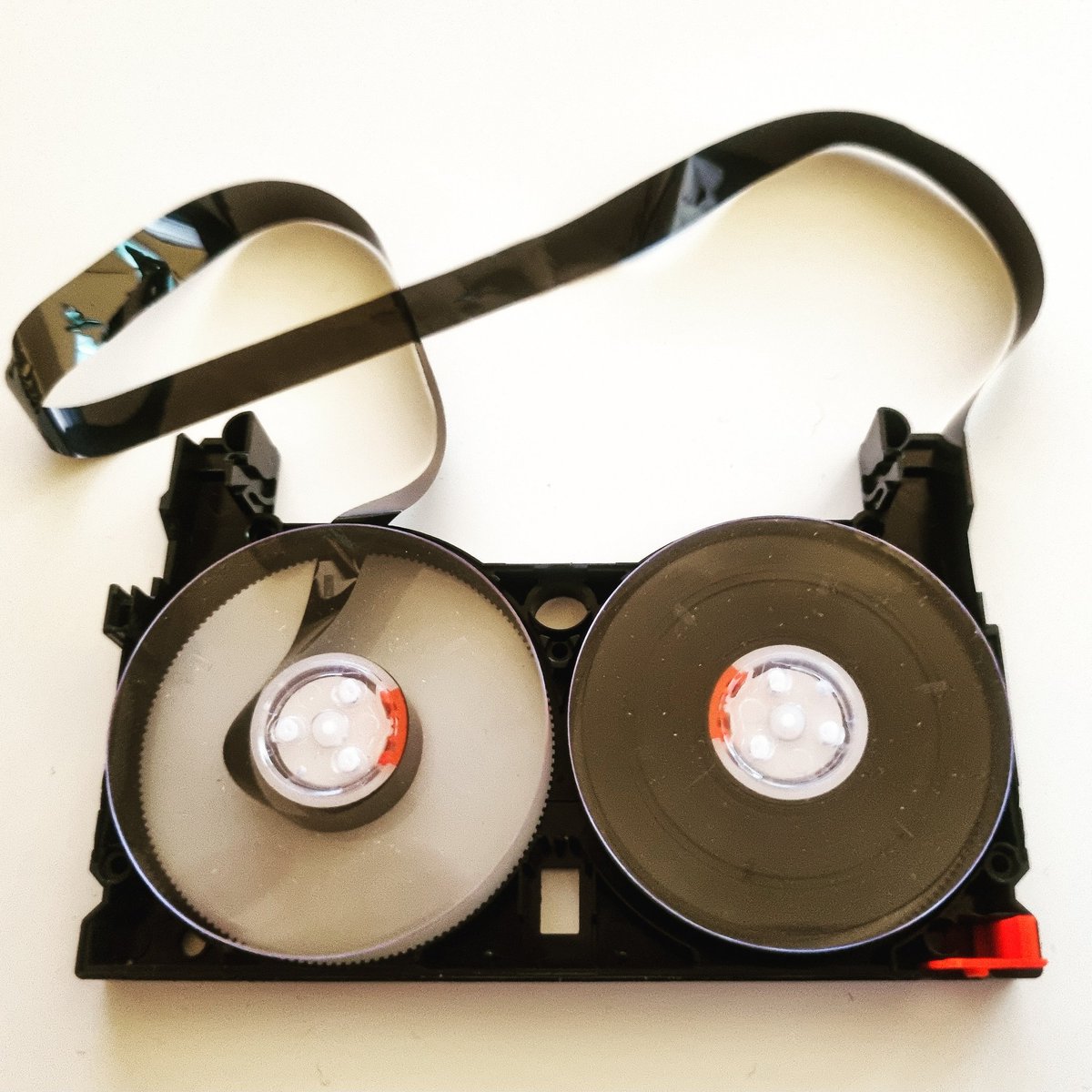 convert2uk's tweet photo. We don't just convert your videos to digital, we can also repair tapes and help rescue those precious memories. #savememories #taperepair #video #digital #convert #fix #videotransfer #repair https://t.co/jsY9dJkWln