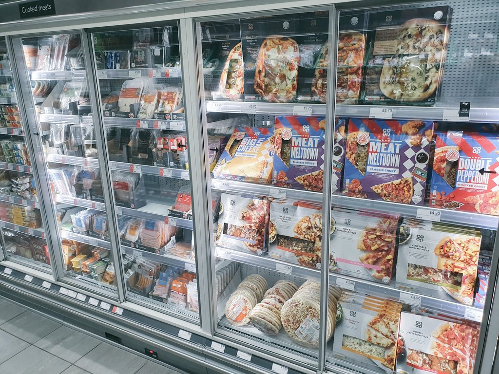 forbes789's tweet photo. A tough day to get through 12 cages of produce and fresh but my god what a difference. Totally buzzing to have availability like this again. Stay positive stay focused ❤driving Standards and availability for our customers https://t.co/DEUztXBY5x