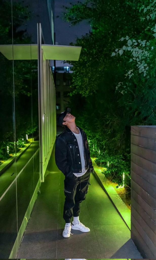 hi gua newbie, so bisa ajarin gua tentang rp twt?

mutual? rt &amp; like
fambest? dm ae gua wellcome
#roleplayerindonesia #roleplayer #roleplayeraccount