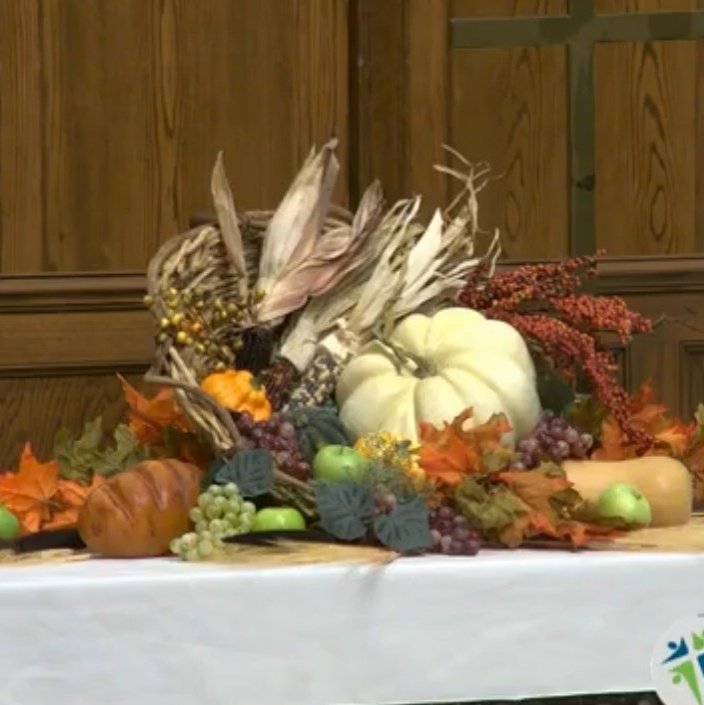pcusabingewatch's tweet photo. #NewProfilePic First Presbyterian Church #LincolnNE Communion Table #Thanksgiving2021. @Presbyterian #pcusa #presbyterian #presbyterianchurch @fpclincoln #Nebraska @HomesteadPresby @PDACares @PWPCUSA #Communiontable #cornucopia https://t.co/U9qmPxu6Xd