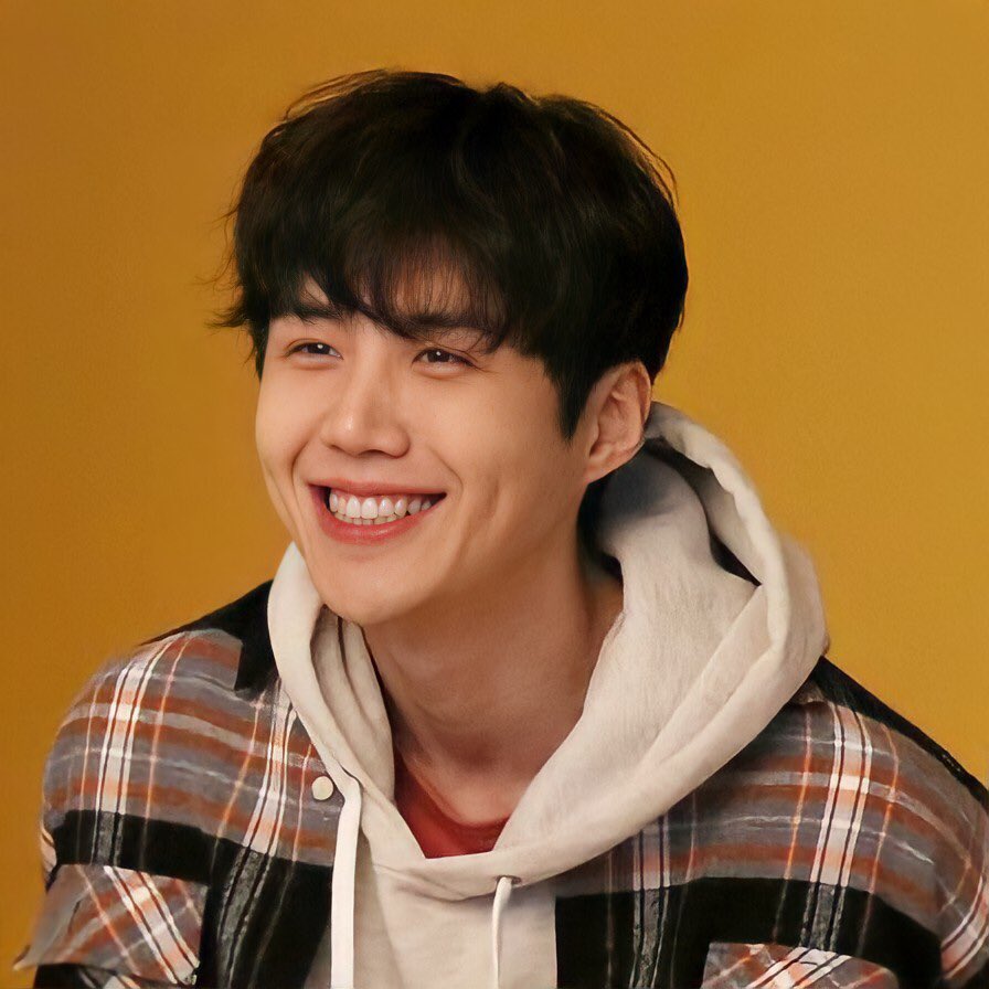 rayofseonshinee's tweet photo. @seotteokim https://t.co/Uz0r9tGEjB