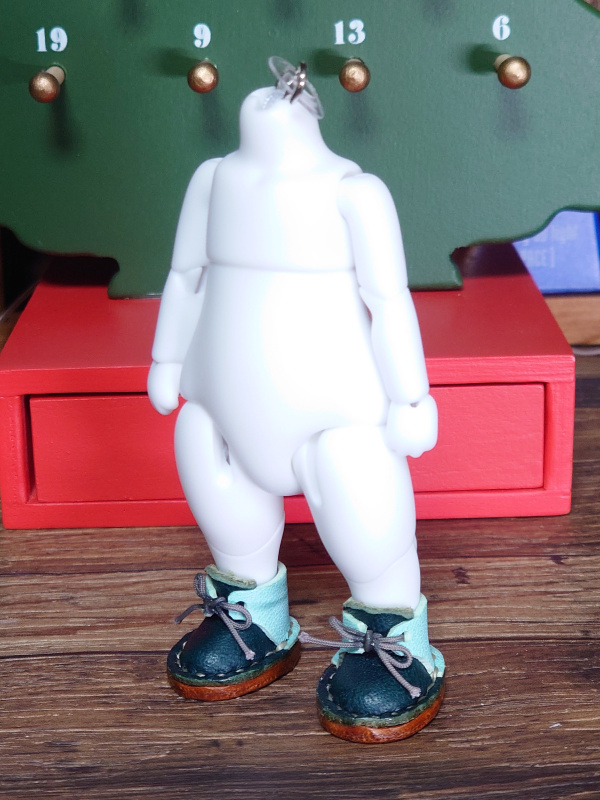 Simlacrum_F's tweet photo. 一番気になっていた自作の細身のパンツ、リニューアルボディでも問題なく着られました👍✨
靴もちゃんと履けた!
カットソーも着られたので、型紙は修正しなくても大丈夫そう☺️
良かったー!
#DearMine
#Dear_beans https://t.co/kSLUZiAytx