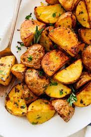 agrimbegu's tweet photo. Potatoes are a rich source of nutrition and energy because of their high content of vitamins, minerals and essential organic compounds and are both a staple food and a cash crop
#AgriMbegu
#SeedsProducers
@rodgers_kirwa @kibrutto @VictorSiroon @AAP_World @giz_gmbh @WFP @IFAD https://t.co/eL8UOaJPSA