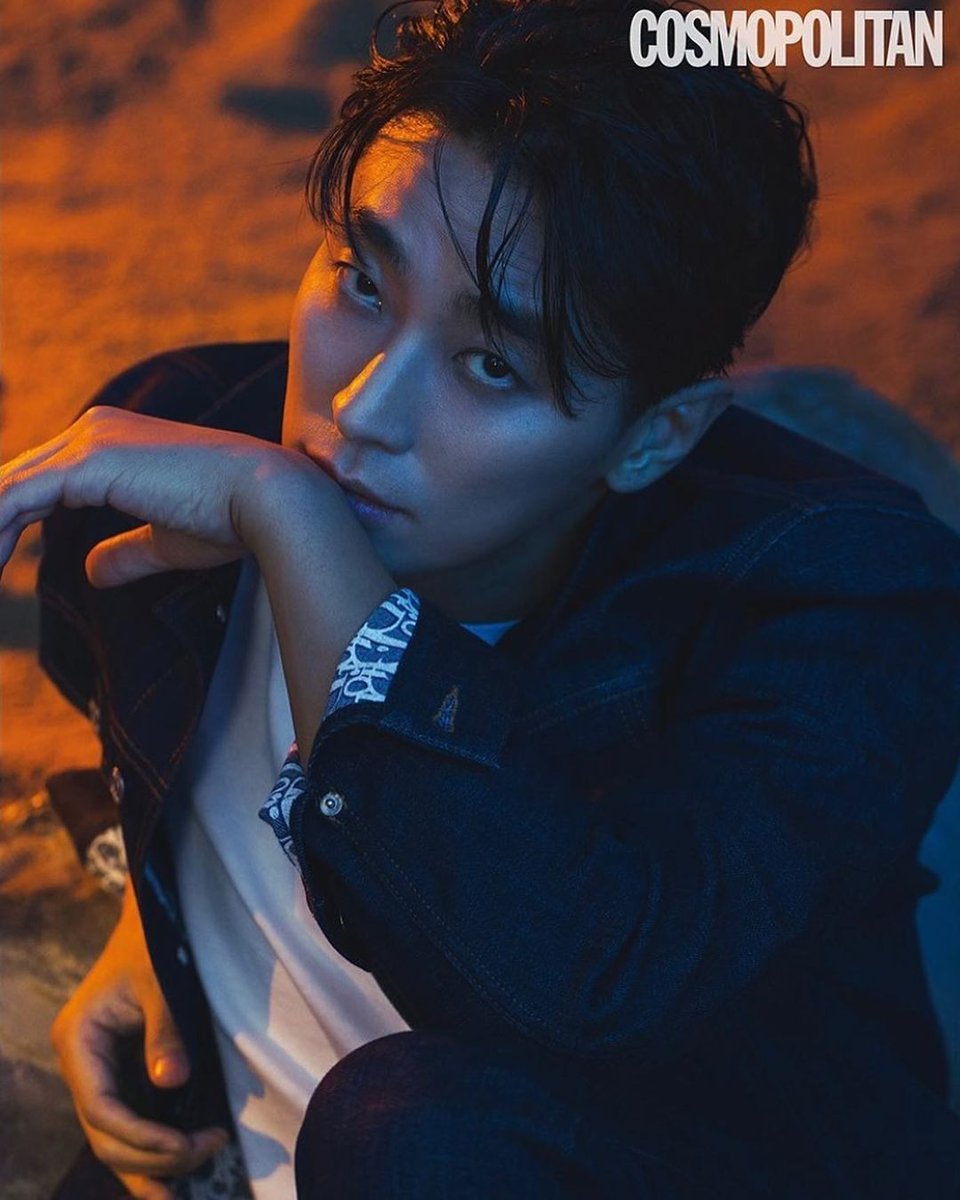 infodrakor_id's tweet photo. #JuJiHoon untuk Dior Beauty x Cosmopolitan 📸💜

Ahjussi 🤙🏻😍 https://t.co/vYFAbahRhD