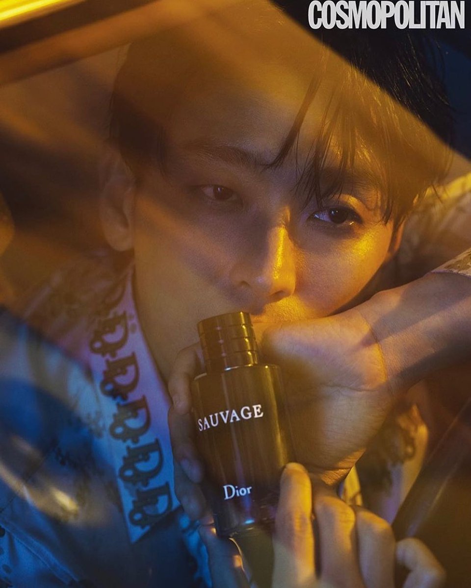 infodrakor_id's tweet photo. #JuJiHoon untuk Dior Beauty x Cosmopolitan 📸💜

Ahjussi 🤙🏻😍 https://t.co/vYFAbahRhD