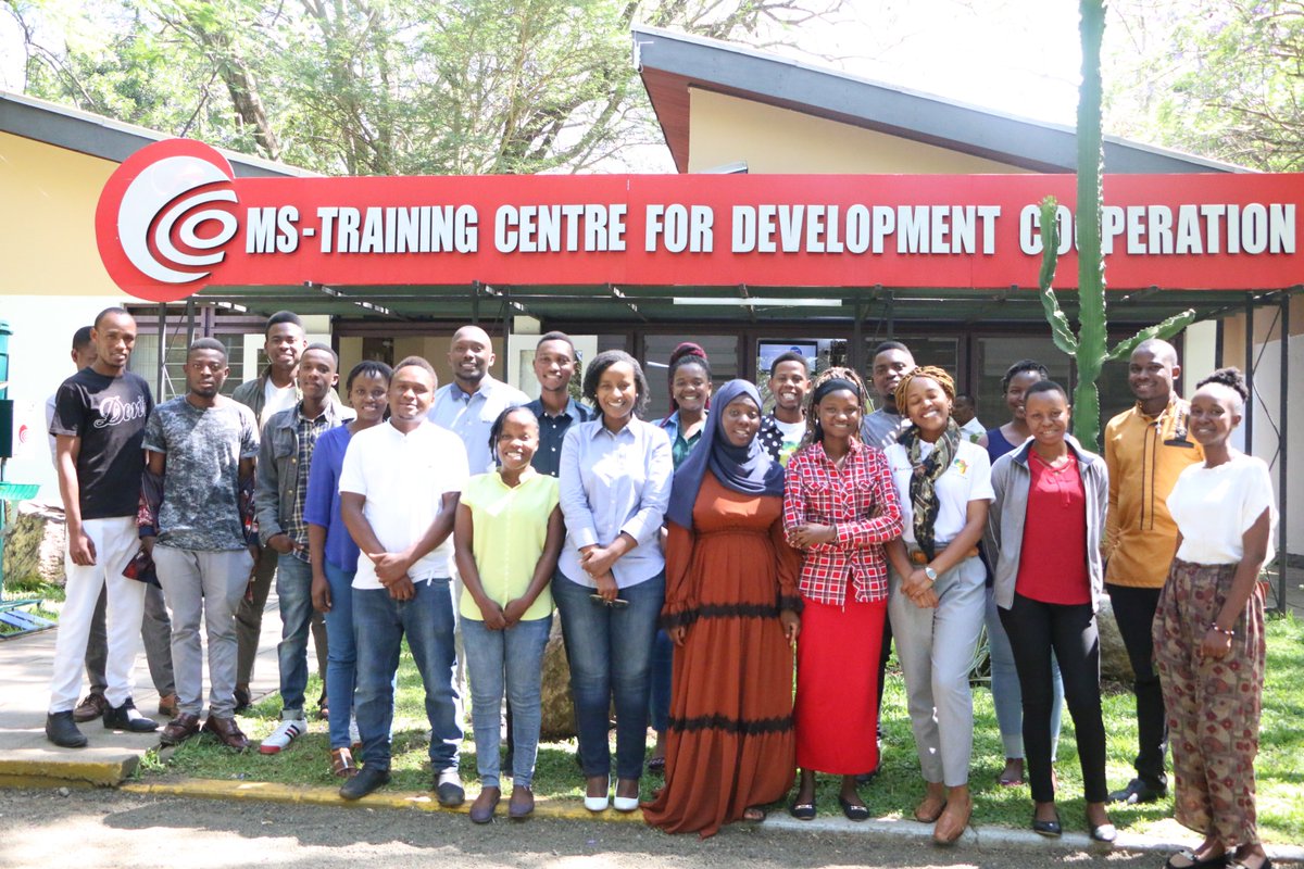 MNjumali's tweet photo. "An investment in knowledge pays the best interest" Early today Interns from @go_vegetables visited @MSTCDC for #training on @youthhub, #organic vegetable garden,&amp; agriculture economy. It was a fantastic day.
@go_vegetables 
@RugalemaG 
@saraezrateri 
@MSTCDC 
@CatherineMossi https://t.co/Y5SJVL3hDG