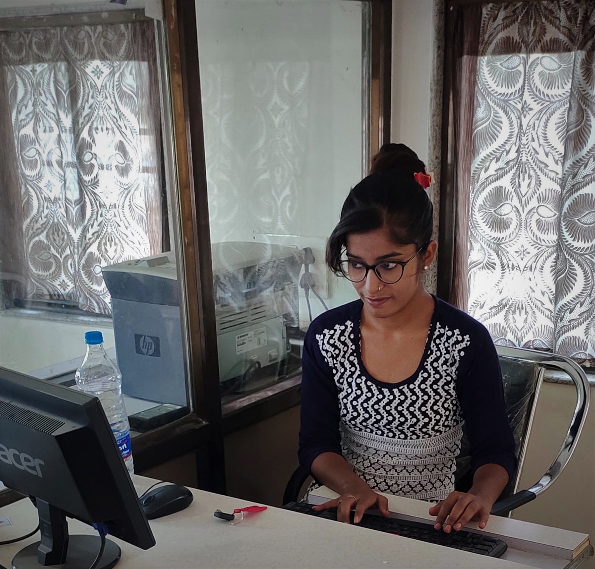 LearnetSkills's tweet photo. Skilled. Empowered. Employed
Simran Bano joined the course of Computer Operator at CEC, Sanchore under the #CSR initiative of Cairn India. After the successful completion of her training, she was placed with MM motors in Sanchore.
#SkillIndia #CSR4SkillIndia #Skill4Jobs https://t.co/1yaavo4CWx