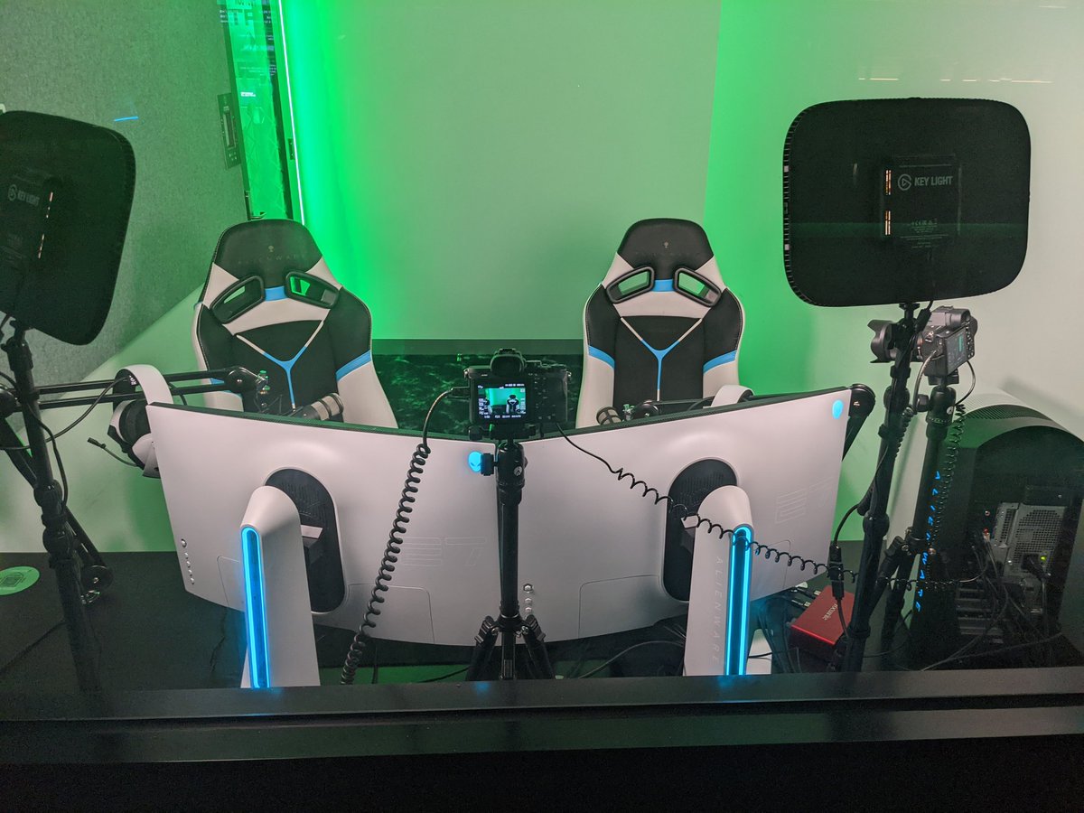MercenaryThorrn's tweet photo. Seems @FortressMelb have upgraded the streaming booths with real cameras. In theory I could clamp my new joystick mounts to the desk haha. Might have to do it one day. https://t.co/OAfcH3vd9F