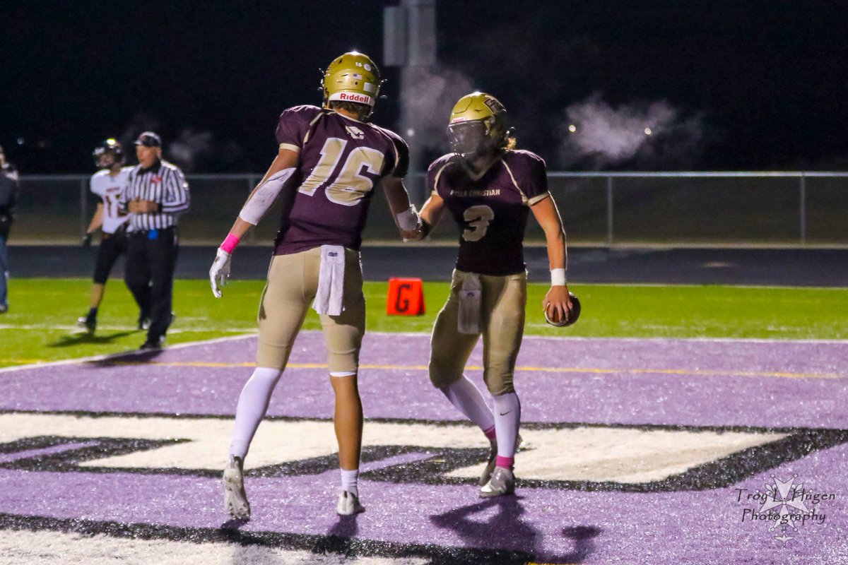 All-State from Eagle Lane: QB Isaac Kacmarynski and WR Eric Mulder of <a href="/PCEaglesAD/">Pella Christian AD</a> were 3rd team All-State selections from the Iowa Print Sports Writers Association. Kacmarynski led Class 1A with 38 total TDs and Mulder was 5th in 1A with 9 receiving TDs. #iahsfb

📷 by Troy Hugen