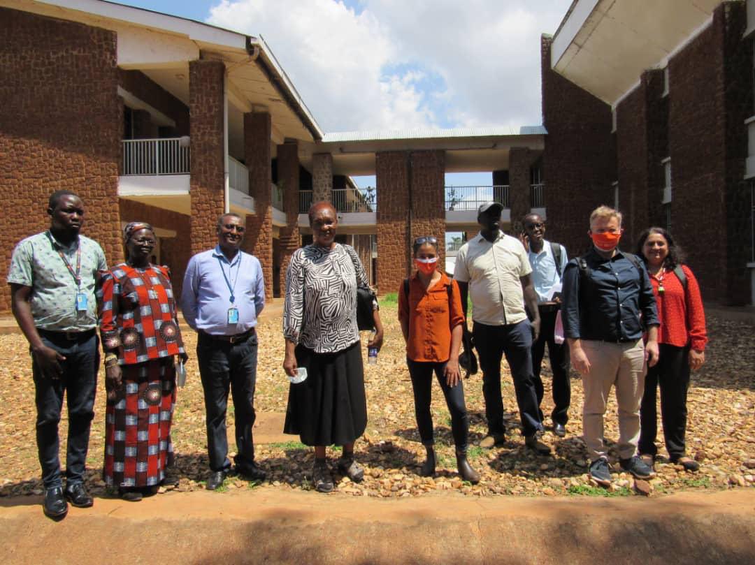 CanSoudanduSud's tweet photo. Nous sommes heureux d'avoir eu la chance de visiter les hôpitaux et les instituts de santé #CanFund à Wau, au Soudan du Sud. Toujours génial de voir comment 🇨🇦 et 🇸🇸 travaillent ensemble! https://t.co/gPUMzmViBu