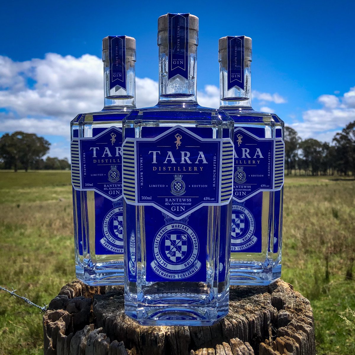 Tara Distillery (@taradistillery) on Twitter photo Honoured to be commissioned to create this limited edition gin bottling, in celebration of the 40th anniversary of the <a href="/Australian_Navy/">Royal Australian Navy</a> RANTEWSS unit, based at HMAS Albatross.
Thanks to Lieutenant Commander Lachlan Blair & the RANTEWSS team, here’s to another 40 years..!🍸⚓️🍸 Honoured to be commissioned to create this limited edition gin bottling, in celebration of the 40th anniversary of the <a href="/Australian_Navy/">Royal Australian Navy</a> RANTEWSS unit, based at HMAS Albatross.
Thanks to Lieutenant Commander Lachlan Blair & the RANTEWSS team, here’s to another 40 years..!🍸⚓️🍸