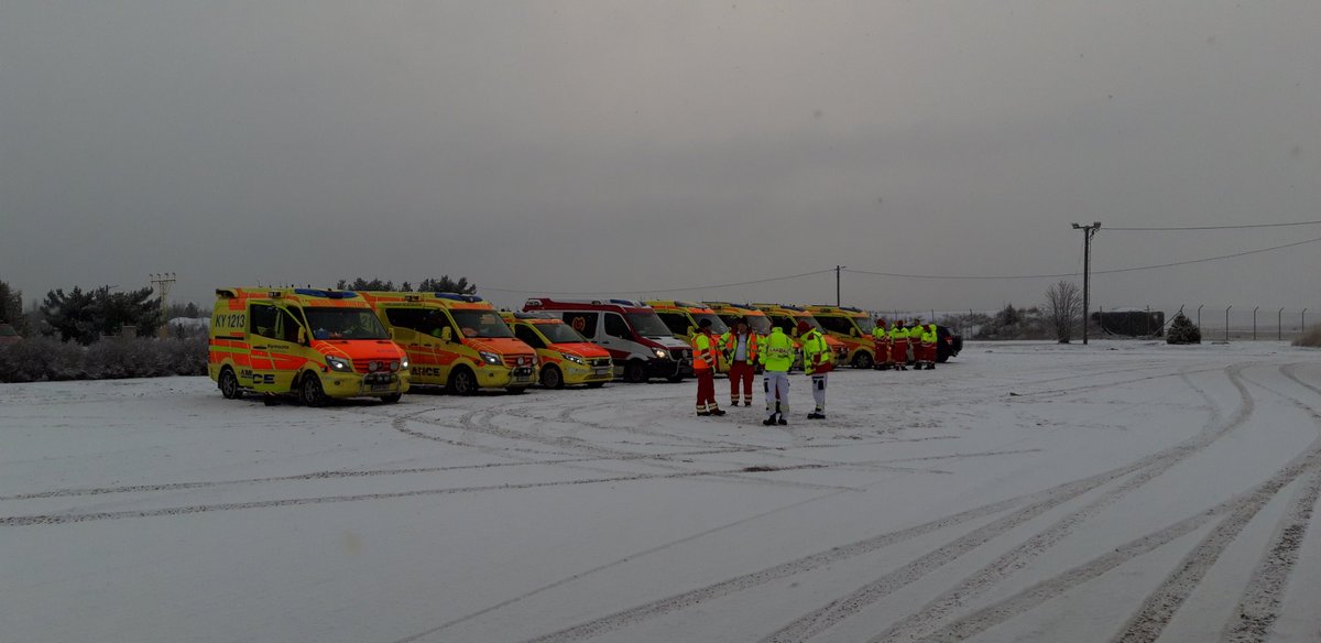 kymenpelastus's tweet photo. Utin lentokentällä harjoitellaan tänään, Utti fullscale harjoitus. #Kymsote #Finavia #Kympe #Utjr https://t.co/J3eo8Slhsi